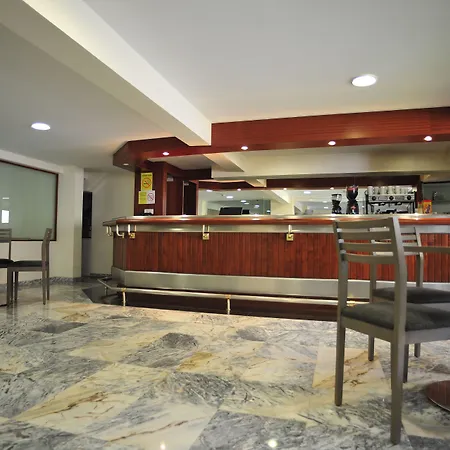 ウィンザー ホテル 2*